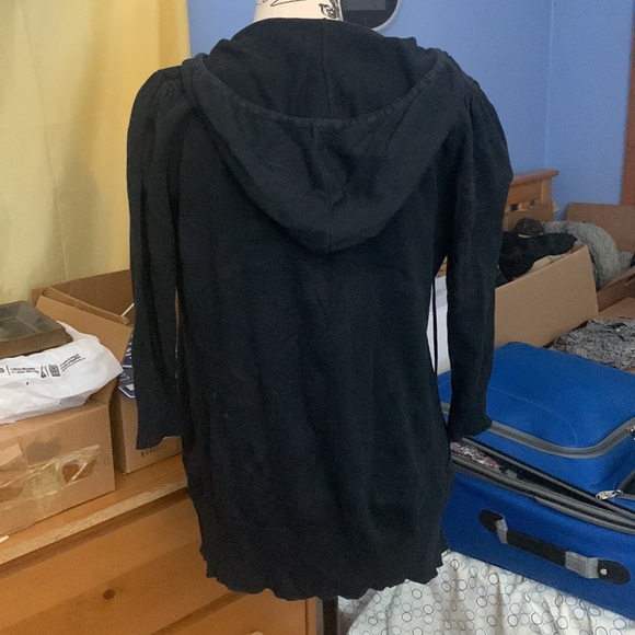 FREE W/ $10+ Purchase: Wet Seal Black Sweatshirt - Picture 3 of 7